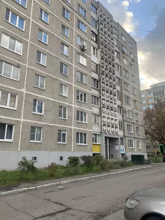 2-к. квартира, 50 м, 6/9 эт. - Фото 0