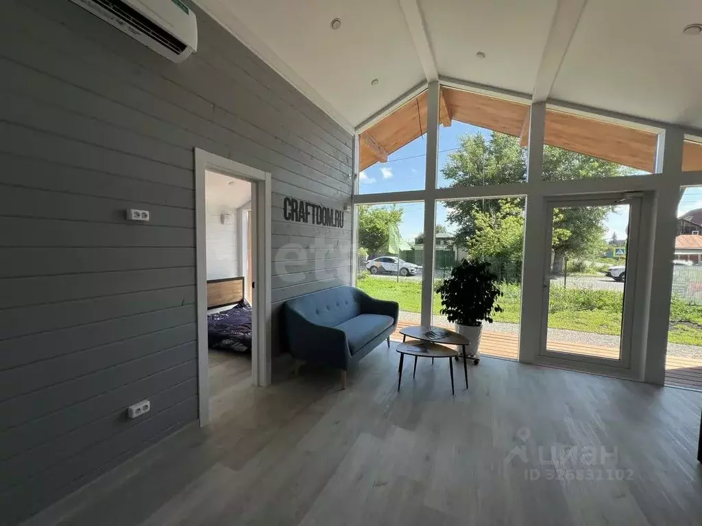 Дом в Тюменская область, Тюмень Южная ул. (52 м) - Фото 1