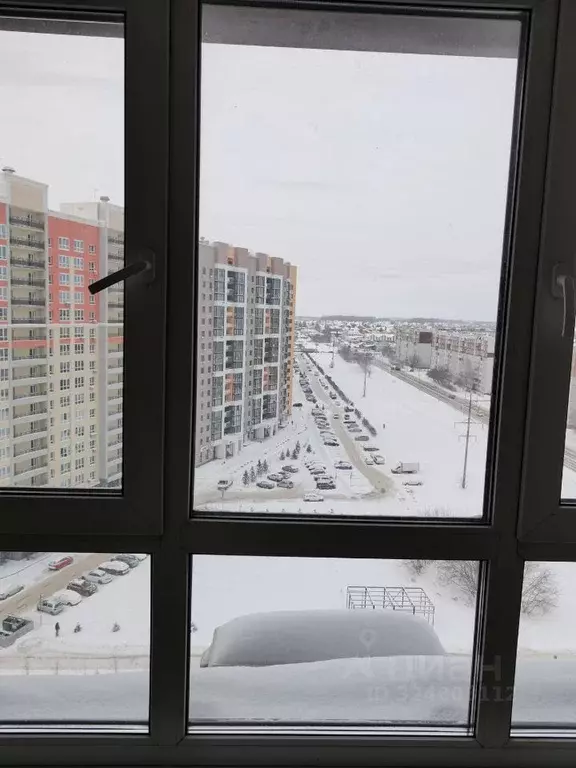 2-к кв. Алтайский край, Барнаул ул. 65 лет Победы, 1 (35.0 м) - Фото 2