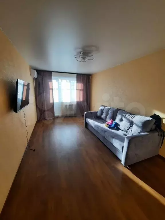 2-к. квартира, 41 м, 5/5 эт. - Фото 1