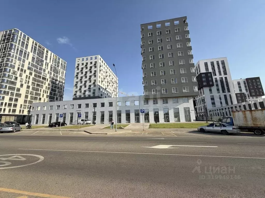 1-к кв. Крым, Симферополь просп. Александра Суворова (45.01 м) - Фото 0