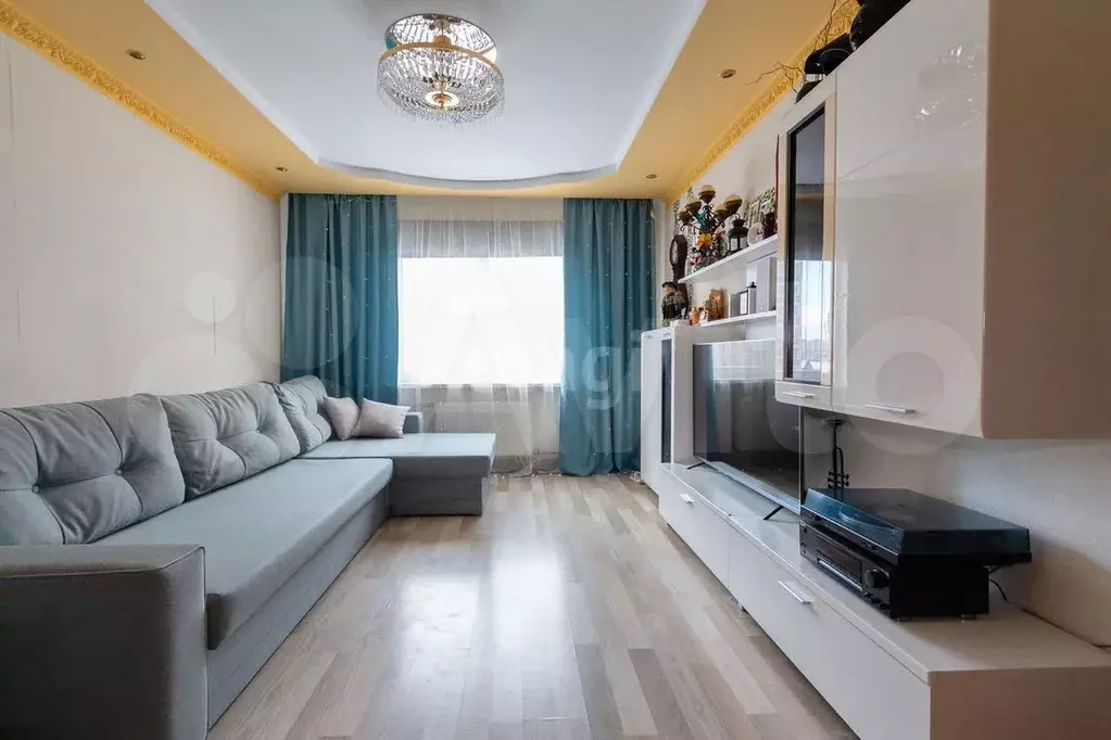 3-к. квартира, 65 м, 4/9 эт. - Фото 1