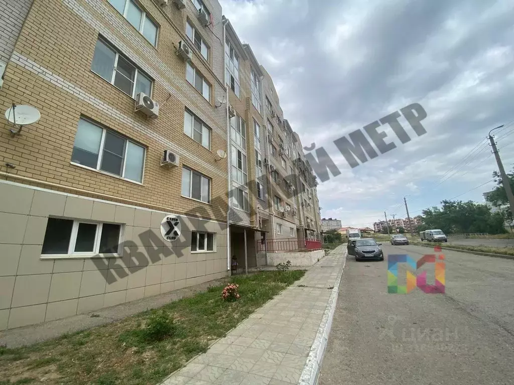Помещение свободного назначения в Калмыкия, Элиста 10-й мкр, 120к1 (81 ... - Фото 0