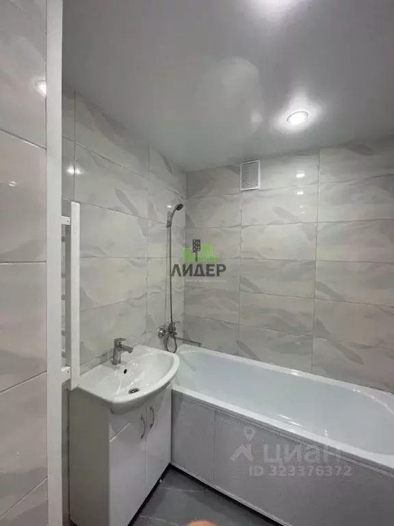 1-к кв. Башкортостан, Нефтекамск ул. Ленина, 10Бк1 (46.0 м) - Фото 2