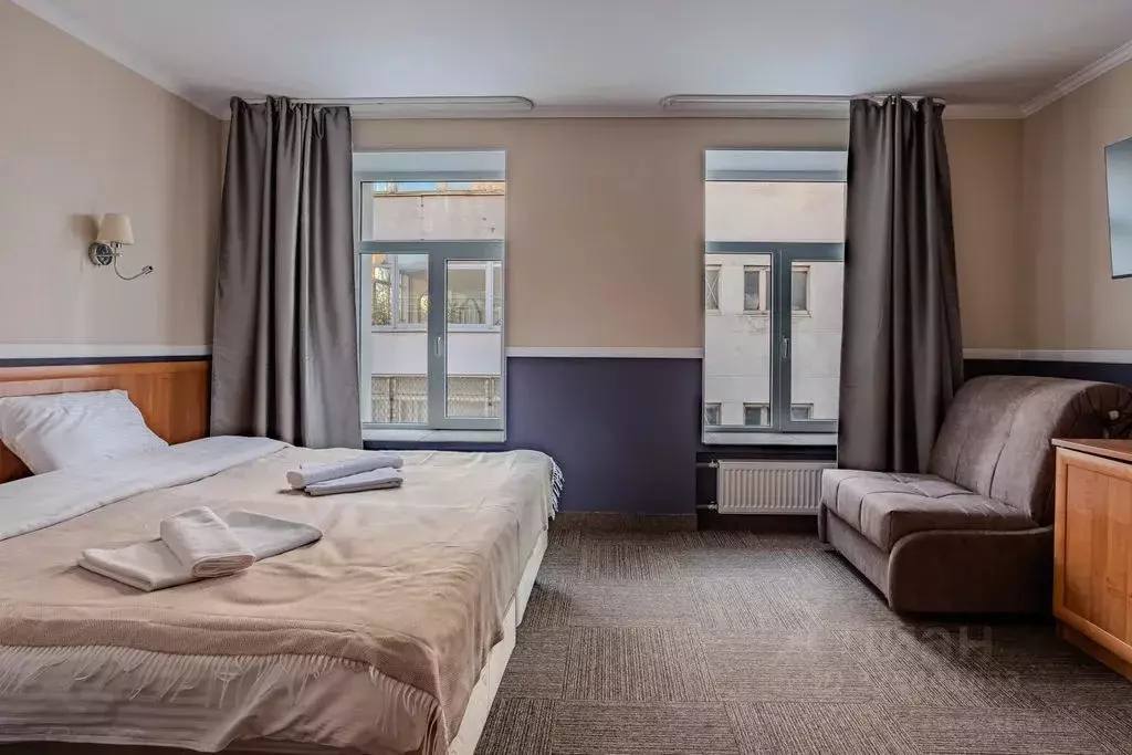 Комната Санкт-Петербург 17-я Васильевского острова линия, 46 - Фото 1