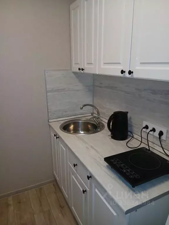 1-к кв. Приморский край, Владивосток Народный просп., 17 (29.5 м) - Фото 2