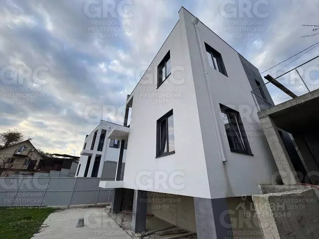 Дом в Краснодарский край, Сочи ул. Ольховая, 72 (159 м) - Фото 0