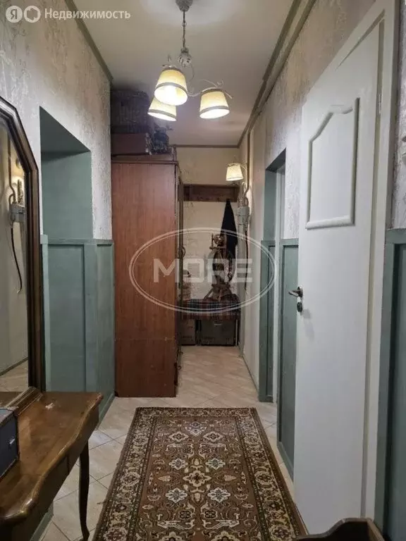 2-комнатная квартира: Калининград, Автомобильная улица, 2 (61.8 м) - Фото 1