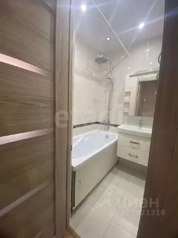 3-к кв. Белгородская область, Белгород Белгородский просп., 96 (62.6 ... - Фото 2