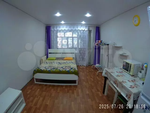 Комната 20 м в 4-к., 3/3 эт. - Фото 0