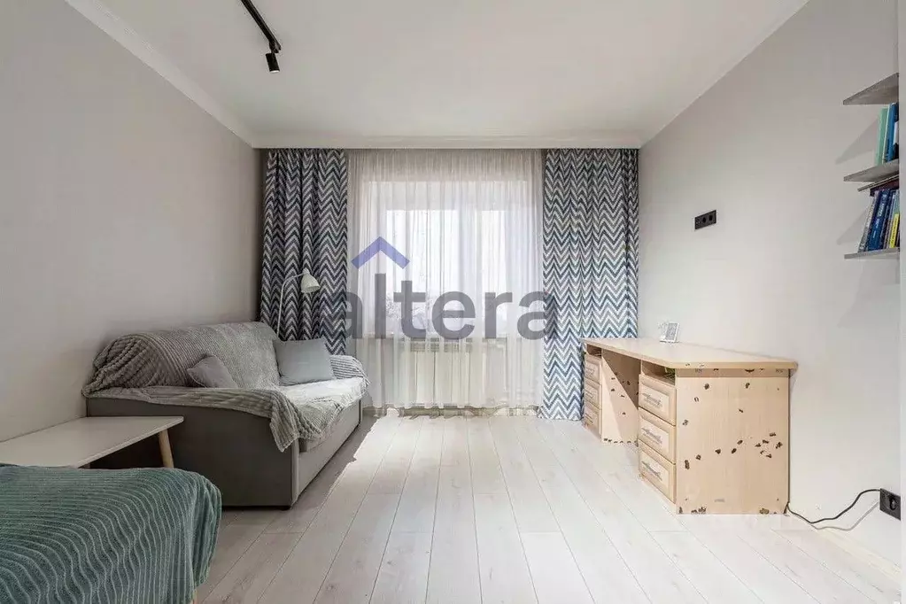 1-к кв. Татарстан, Казань ул. Тыныч, 3 (42.0 м) - Фото 2