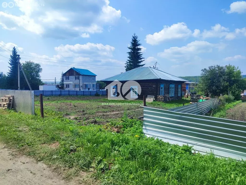 Дом в село Репьёво, Сибирская улица, 23 (30 м) - Фото 1