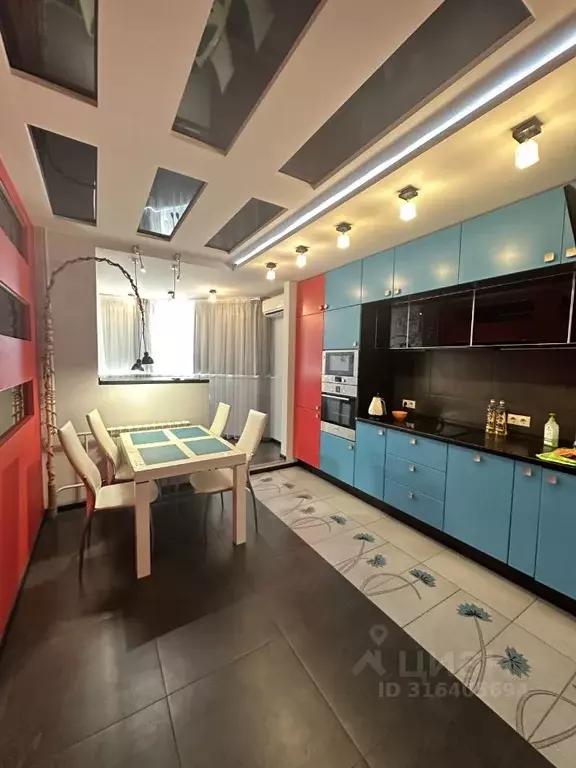 2-к кв. Тульская область, Тула ул. Михеева, 31 (80.0 м) - Фото 0