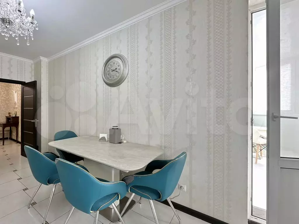 3-к. квартира, 110 м, 4/17 эт. - Фото 1