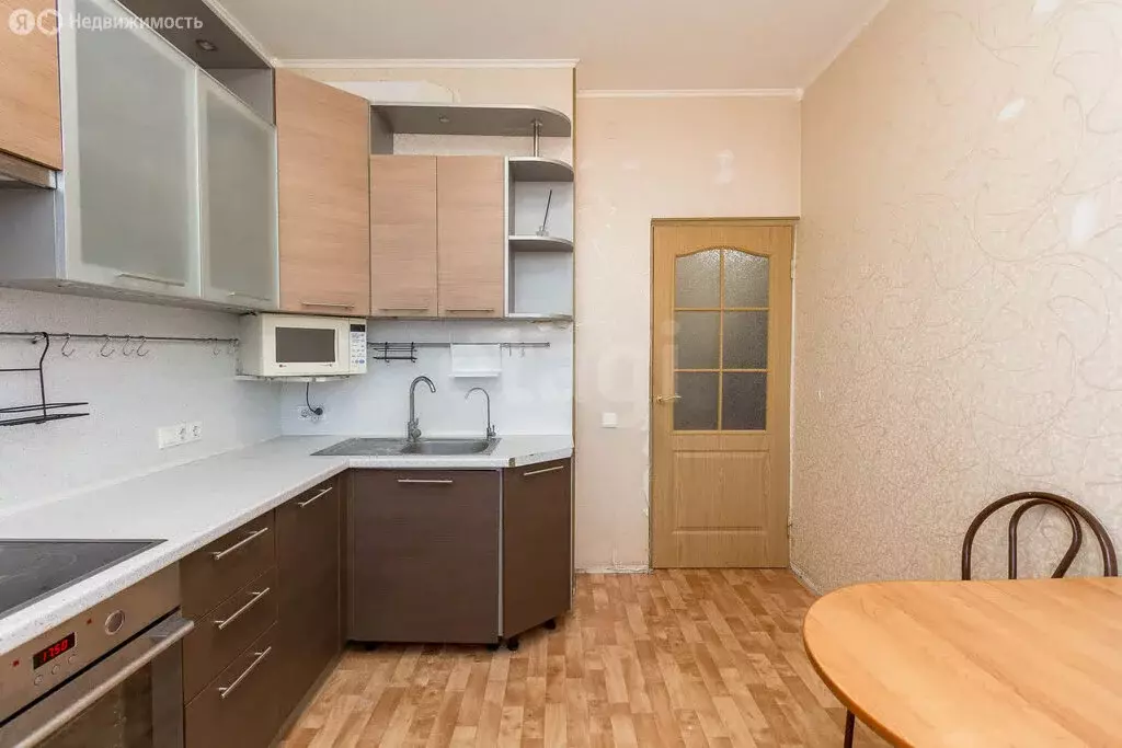 2-комнатная квартира: Тюмень, улица Газовиков, 53 (43.7 м) - Фото 0
