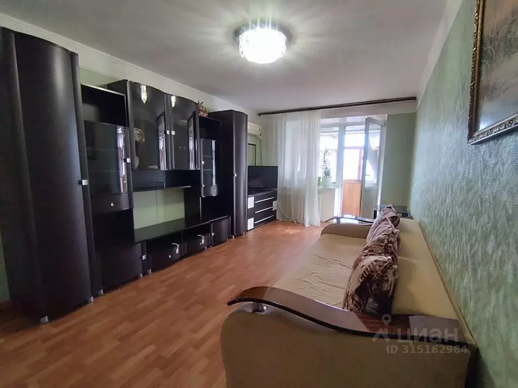 1-к кв. Саратовская область, Саратов Кавказская ул., 7 (32.6 м) - Фото 2