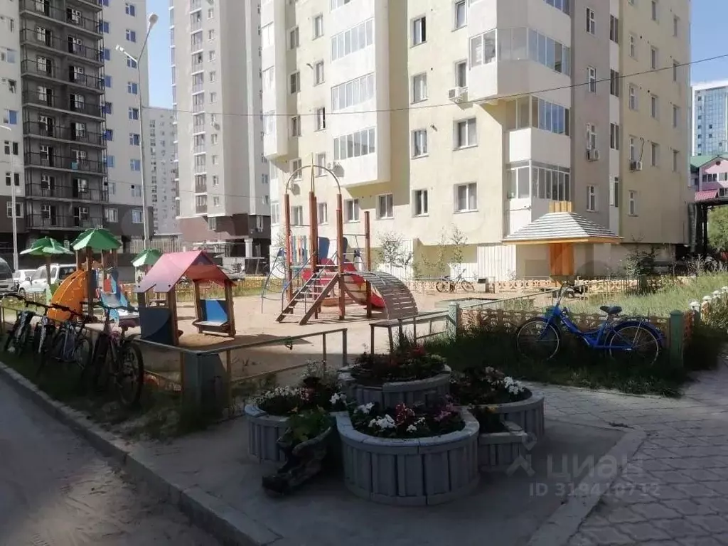 2-к кв. Саха (Якутия), Якутск ул. Свердлова, 2/1 (55.3 м) - Фото 0