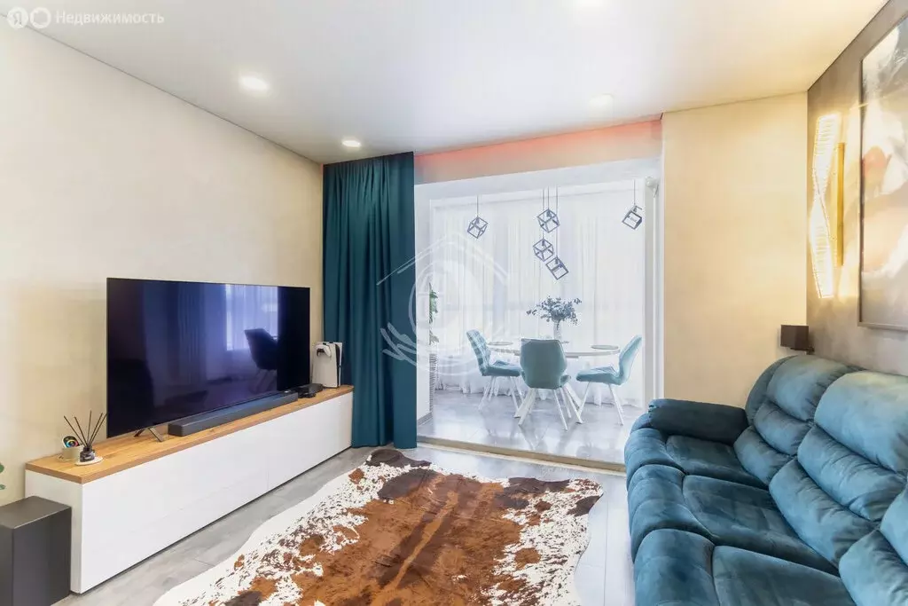 3-комнатная квартира: Барнаул, улица Попова, 132 (74 м) - Фото 2