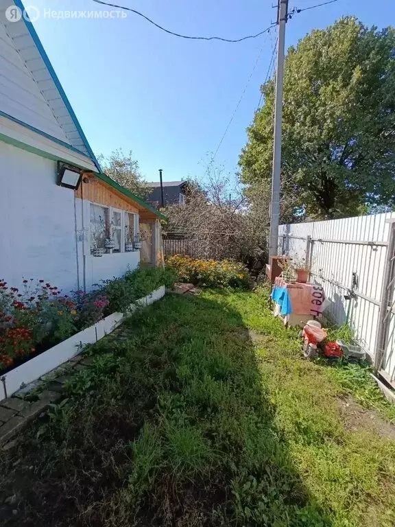 Дом в Нижнекамск, посёлок Строителей, Садовая улица (40 м) - Фото 2