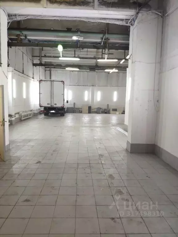 Помещение свободного назначения в Москва Варшавское ш., 170Г (900 м) - Фото 1