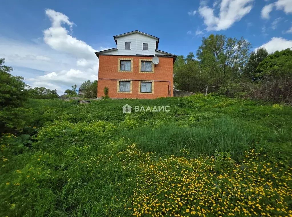 Дом в Брянская область, Дубровка рп ул. Толстого, 18А (142 м) - Фото 1