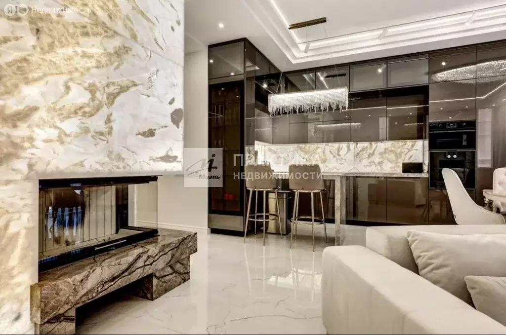 3-комнатная квартира: деревня Барвиха, Рублёво-Успенское шоссе, 8-й ... - Фото 1