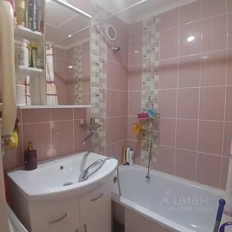 1-к кв. Псковская область, Псков ул. Юности, 11а (39.0 м) - Фото 2