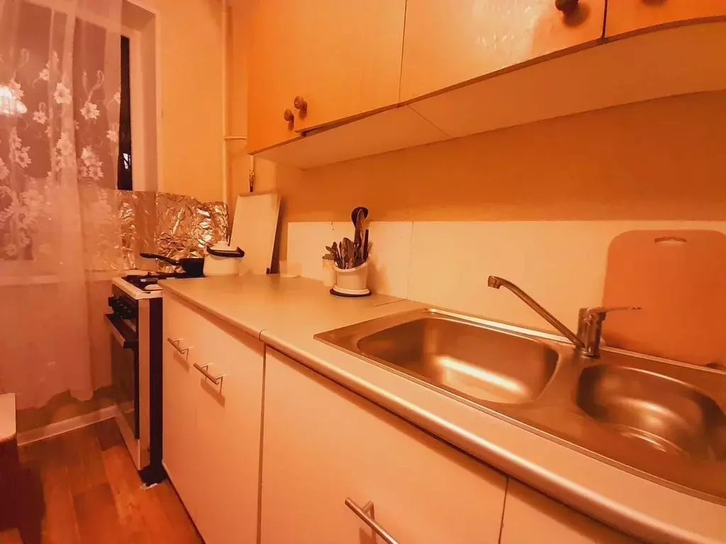 2-к кв. Ленинградская область, Кингисепп ул. Воровского, 31Б (51.0 м) - Фото 1