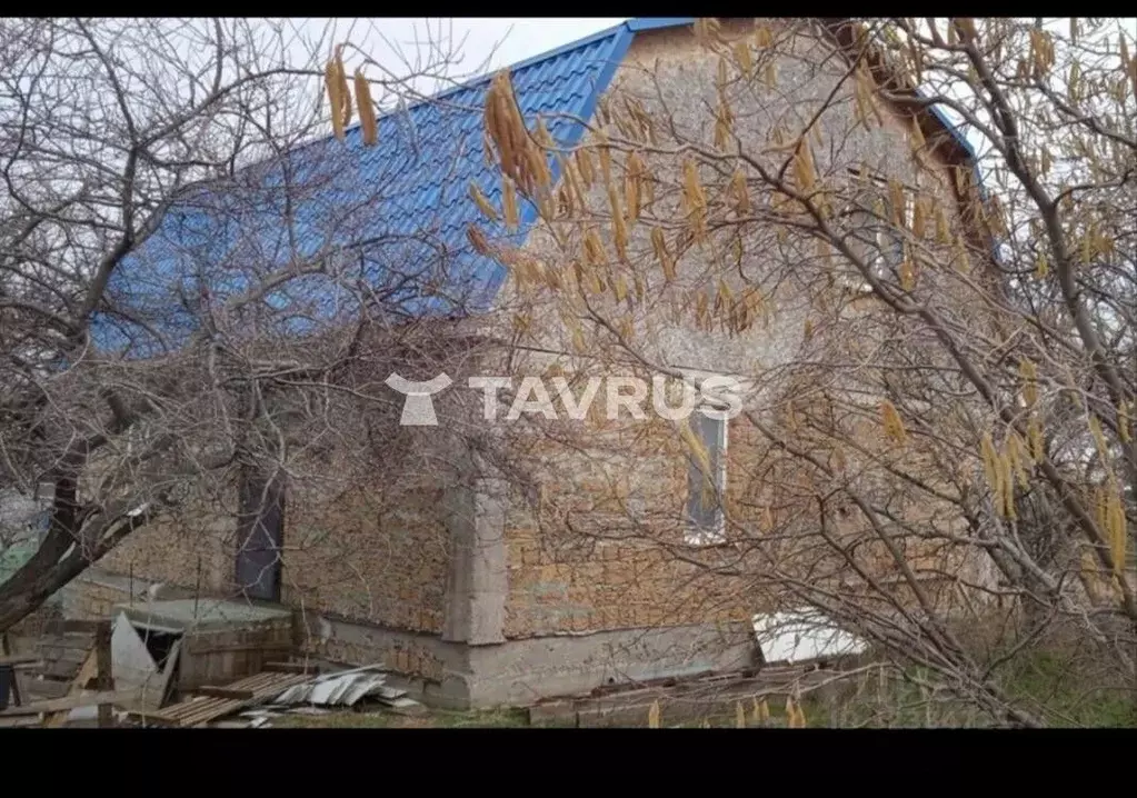 Дом в Крым, Симферопольский район, Чистенское с/пос, Геофизик ... - Фото 2