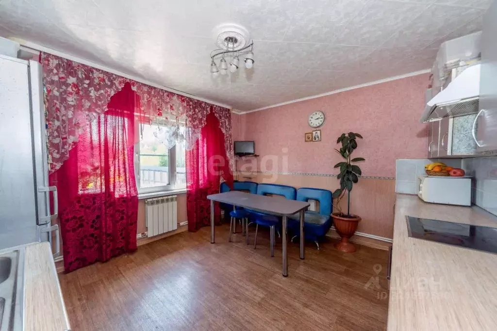 Дом в Алтайский край, Бийский район, с. Малоенисейское Набережная ул., ... - Фото 1