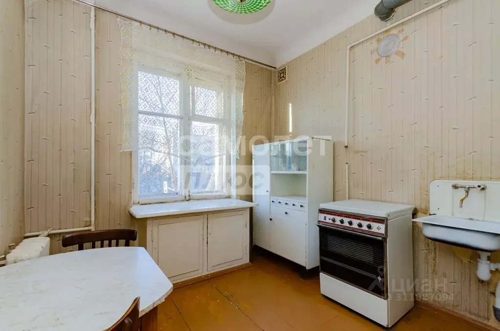 3-к кв. Челябинская область, Челябинск ул. Сталеваров, 27 (75.8 м) - Фото 0