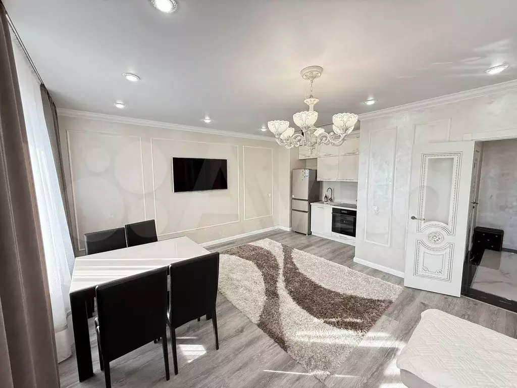 2-к. квартира, 60 м, 8/20 эт. - Фото 0