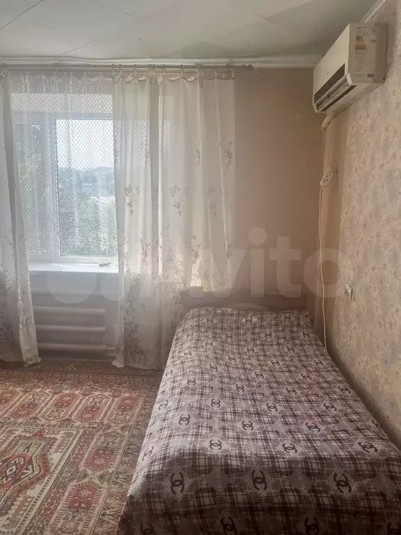Комната 17,6 м в 8-к., 6/9 эт. - Фото 0