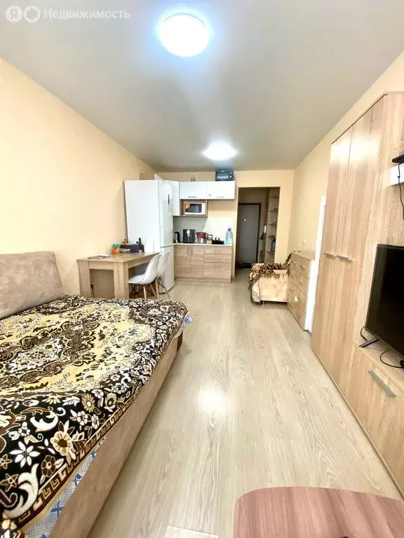 Квартира-студия: Киров, улица Василия Жуковского, 4А (23.3 м) - Фото 0
