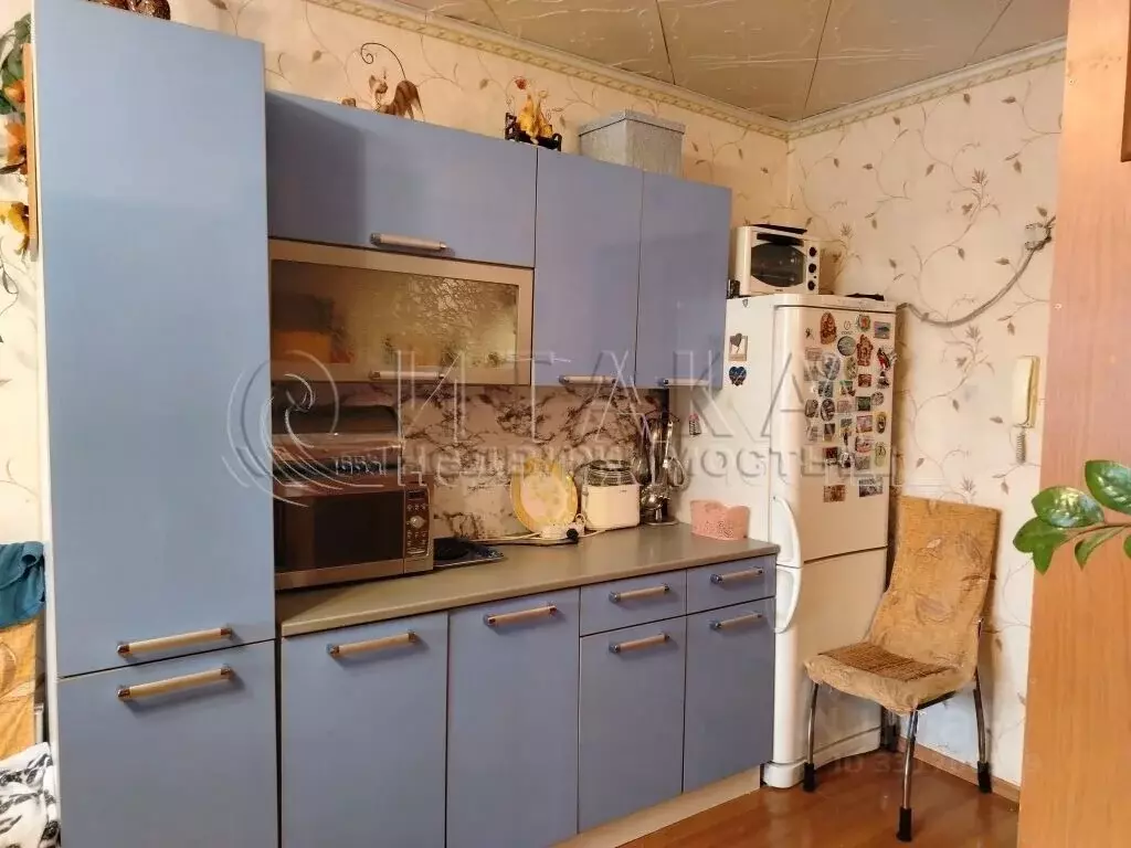 Комната Ленинградская область, Луга просп. Урицкого, 4 (19.0 м) - Фото 2