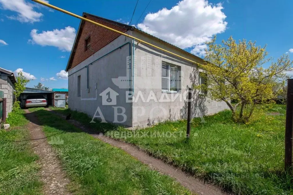 Дом в Башкортостан, Абзелиловский район, Краснобашкирский сельсовет, ... - Фото 1