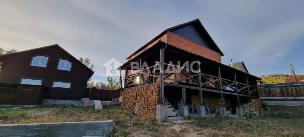 Дом в Бурятия, Улан-Удэ ул. Багульная, 53 (226 м) - Фото 0