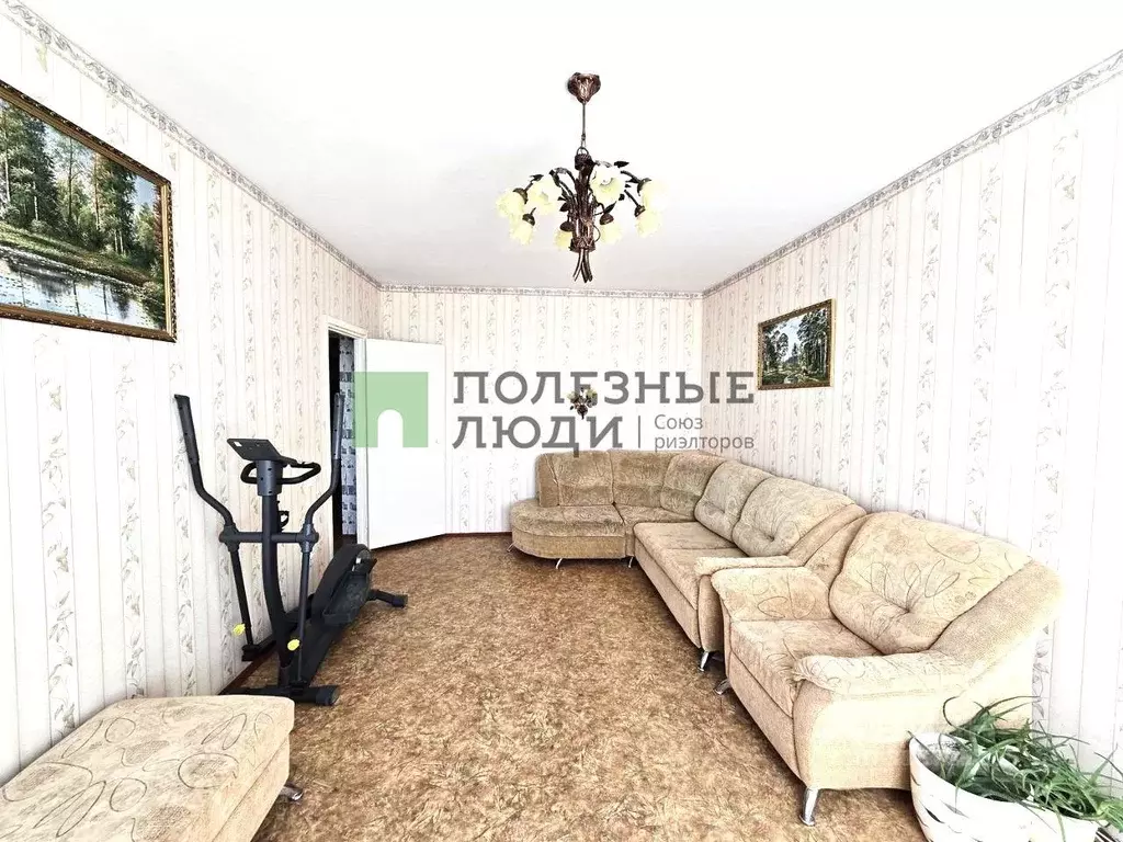 3-к кв. Омская область, Омск Московка мкр, ул. Молодогвардейская, 6к1 ... - Фото 1