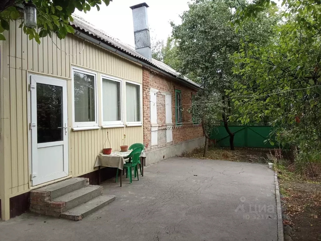 Дом в Ростовская область, Ростов-на-Дону пос. Орджоникидзе, ул. 12 ... - Фото 0