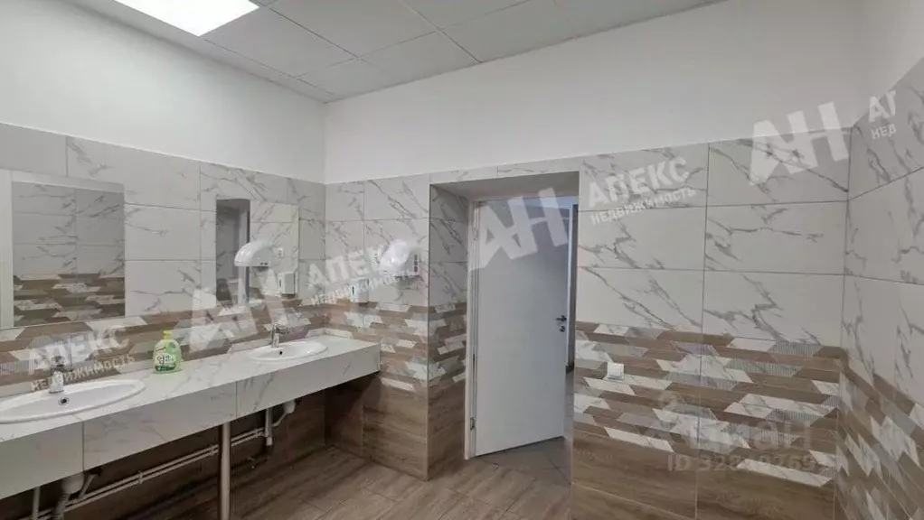 Помещение свободного назначения в Москва просп. Мира, 106 (18 м) - Фото 0