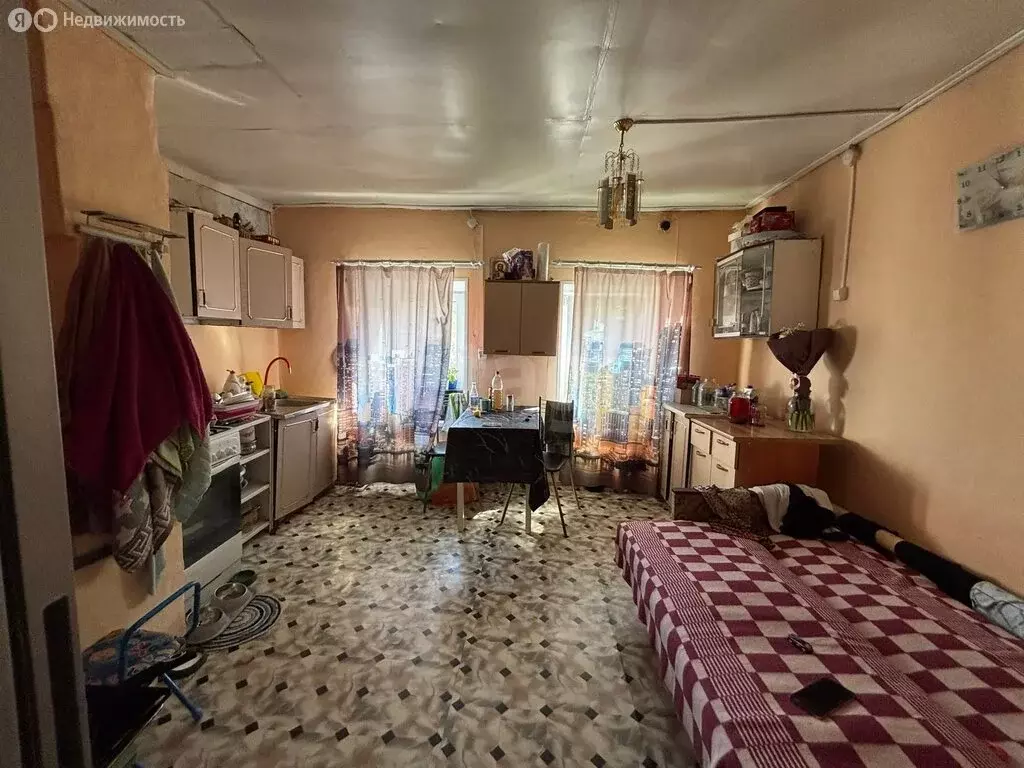 Дом в Усть-Катав, улица Гнусарева (84.4 м) - Фото 1