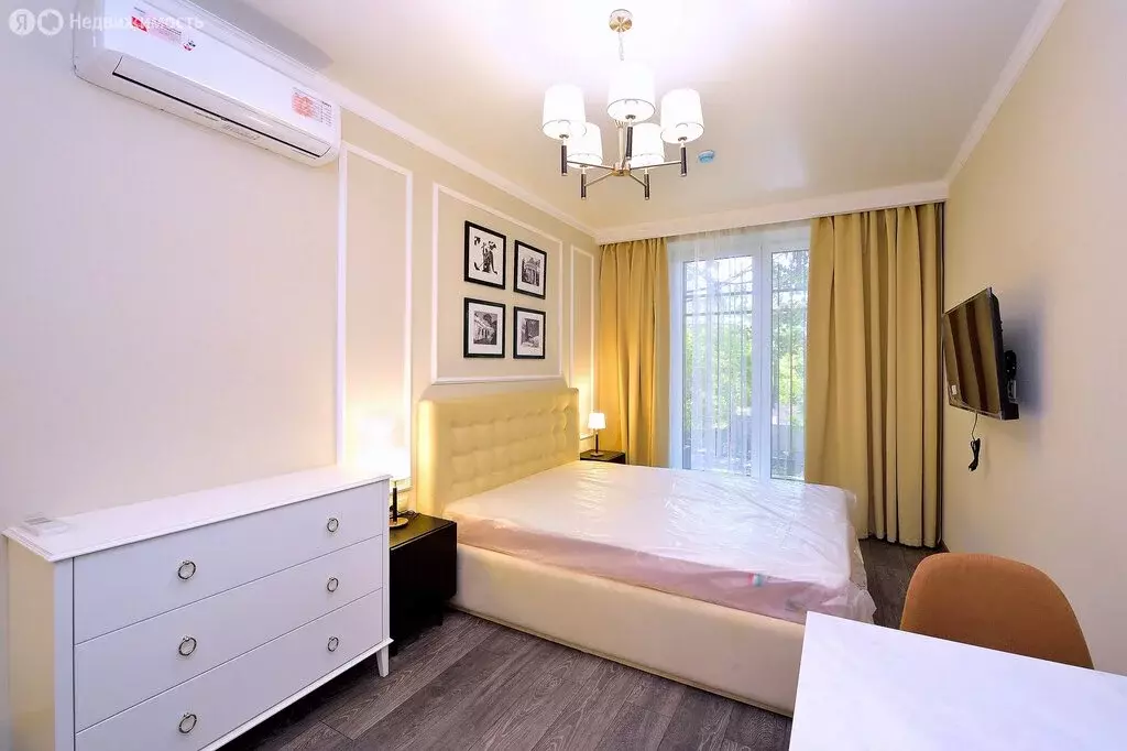 Квартира-студия: Сочи, Курортный проспект, 70 (27 м) - Фото 1