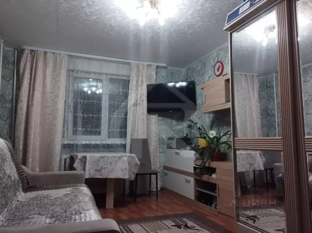 1-к кв. Свердловская область, Первоуральск ул. Емлина, 18А (32.9 м) - Фото 1