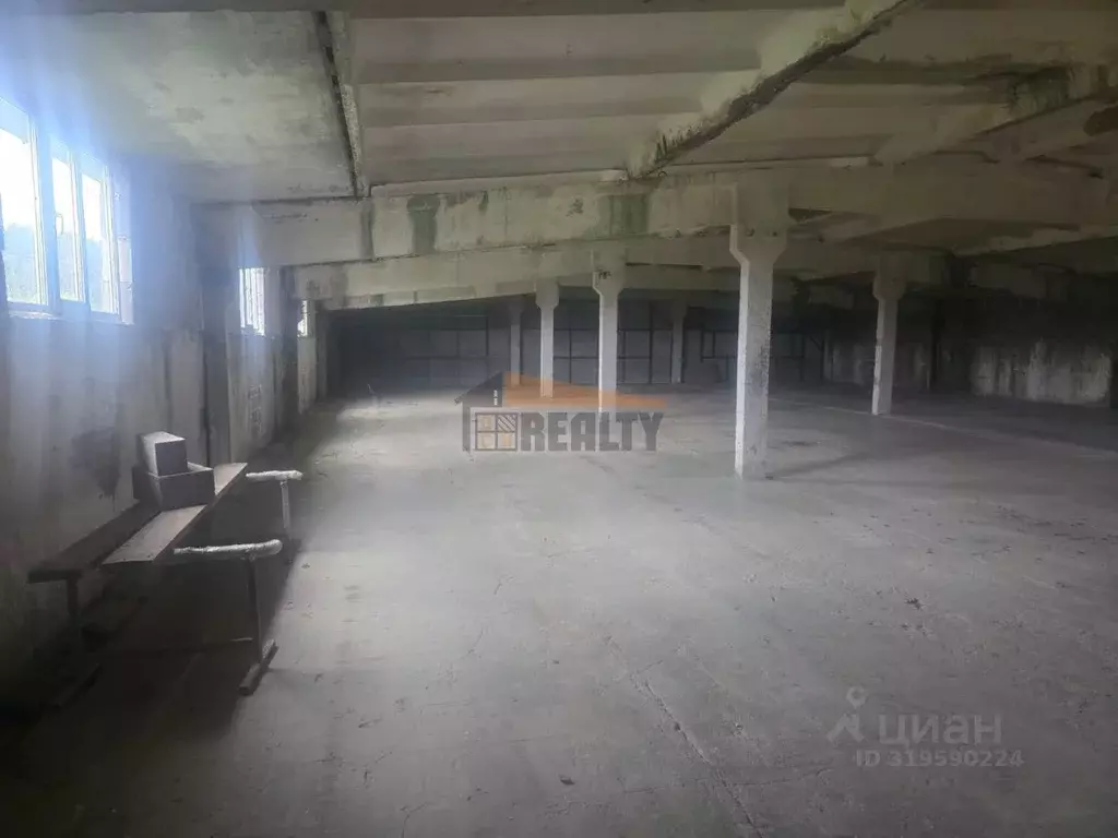 Склад в Московская область, Одинцовский городской округ, д. Малые ... - Фото 1