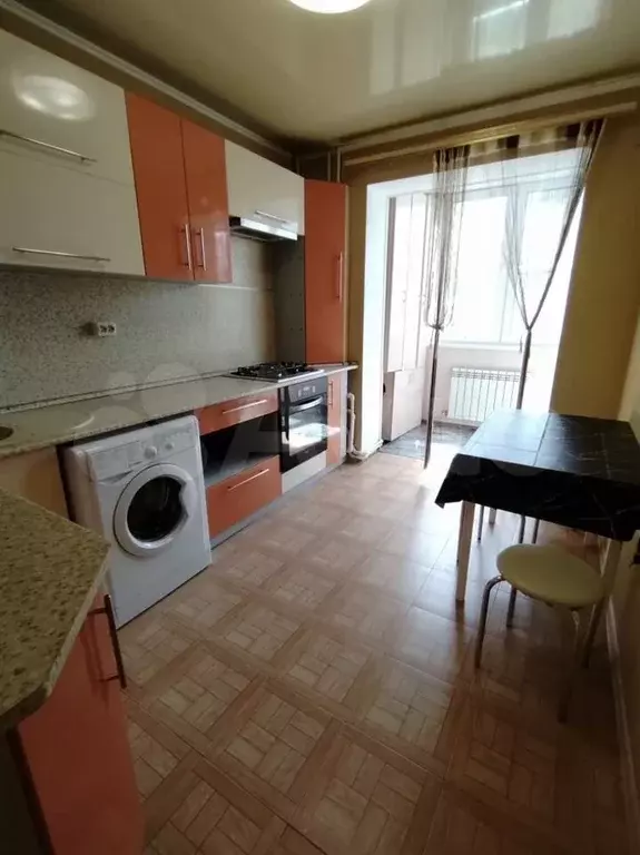 1-к. квартира, 37 м, 1/10 эт. - Фото 0