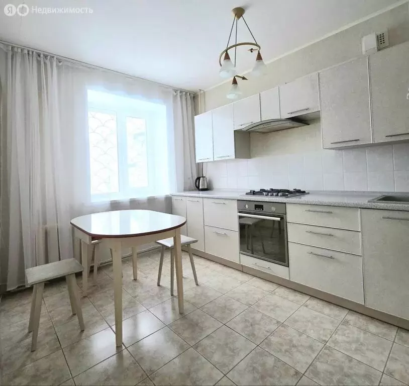 2-комнатная квартира: посёлок городского типа Медведево, улица Мира, ... - Фото 2