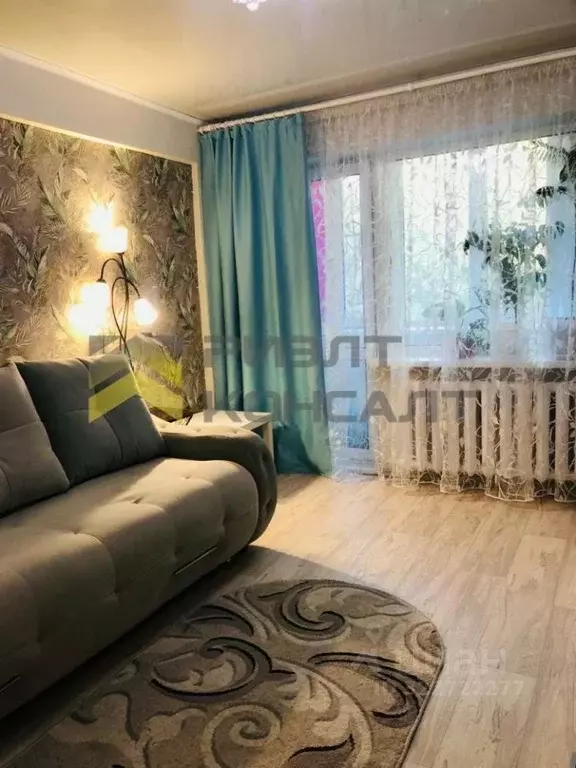 2-к кв. Омская область, Омск Заозерный мкр, ул. Глинки, 2 (45.2 м) - Фото 1