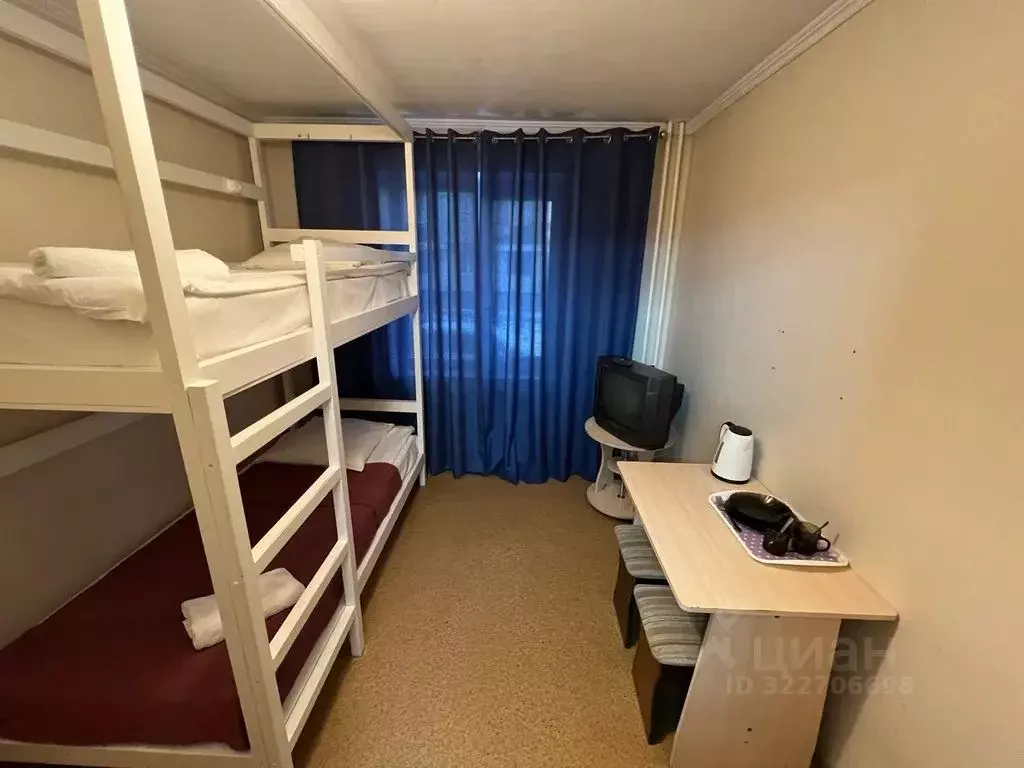 Комната Красноярский край, Красноярск Взлетка мкр, ул. Батурина, 20 - Фото 1