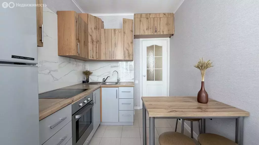 3-комнатная квартира: Тольятти, улица Фрунзе, 11 (58.3 м) - Фото 1