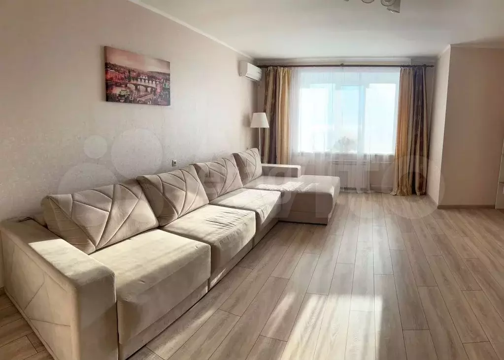 2-к. квартира, 100 м, 4/10 эт. - Фото 0